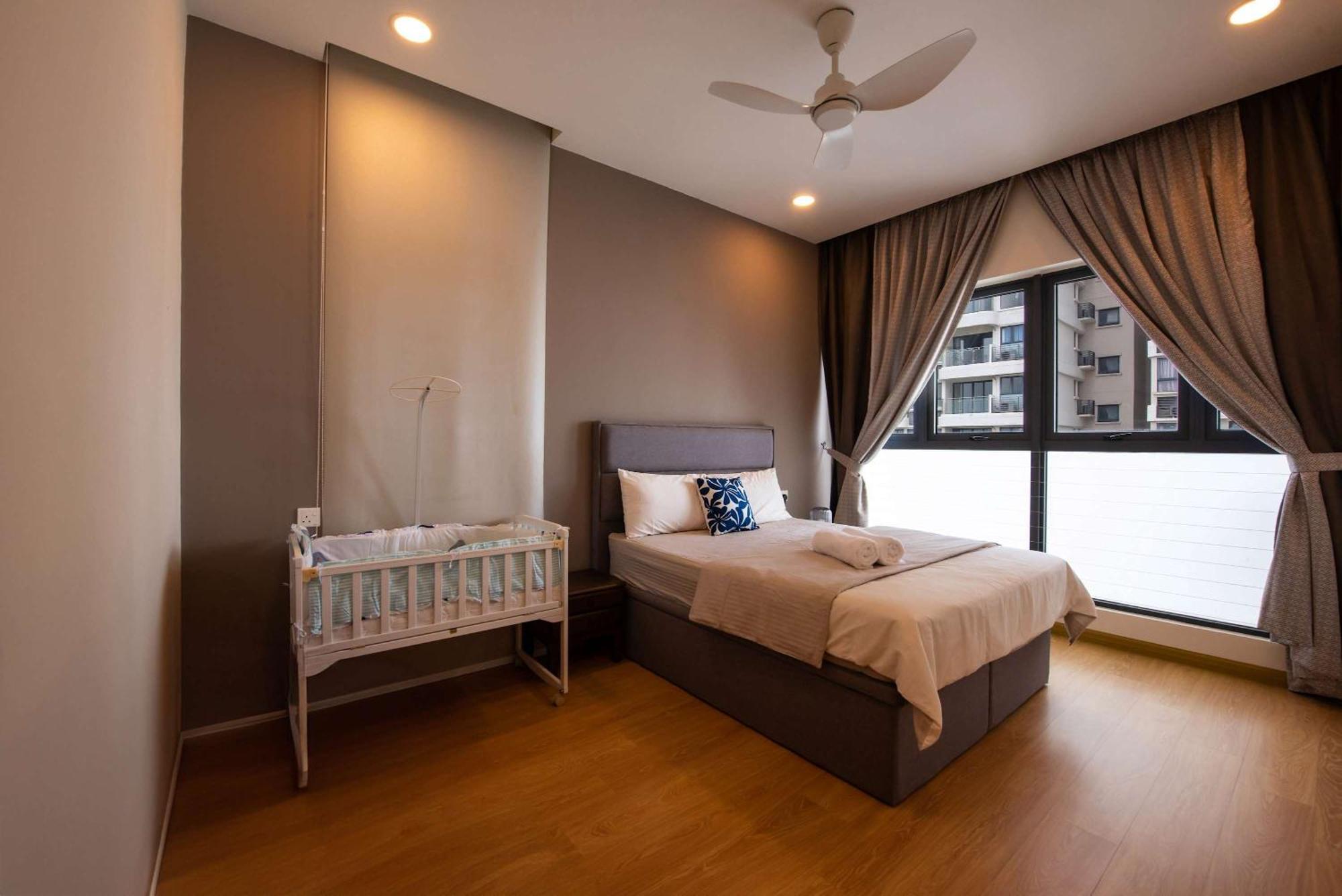 Comfy 3Br Apt In Danga Bay Free Parking Sea View Джохор-Бару Экстерьер фото